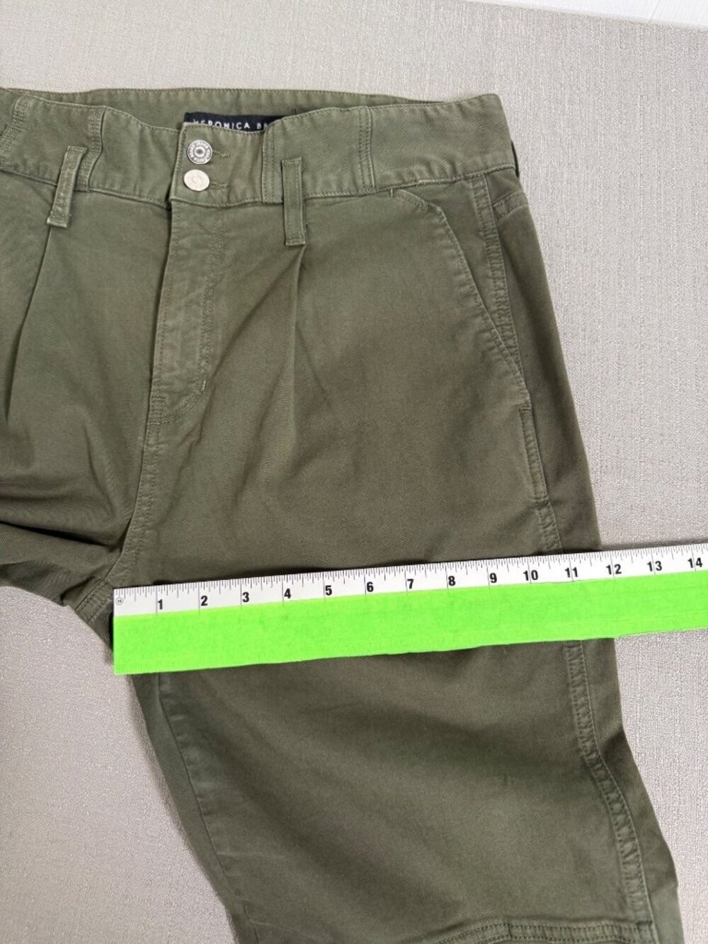 Veronica Beard Jean Monika Tapered Pants Green High Rise 30/10 Model Off Duty - Picture 15 of 16
